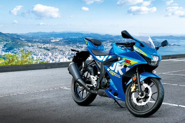 GSX-R125RLXM3_action01