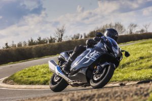 suzuki_hayabusa_action_0068_Black (1)