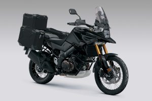 V-STROM_1050DE_Tour_Blk_R34_Blk_2.jpg