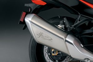 GSX1300RRQM4_muffler