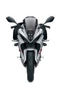 GSX800FRQM4_accessories_front.jpg