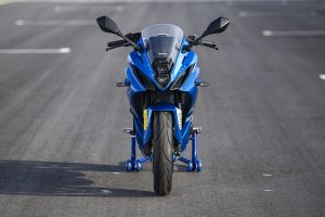 Suzuki_8R_Blue_Track_R3JM1102.jpg