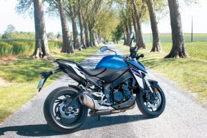 GSX-S950M4_Action_3-e1711377863295.jpg