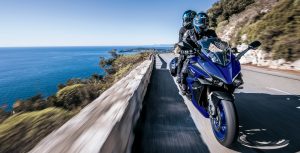 GSX-S1000GT_M5_Action_1-1-1.jpg