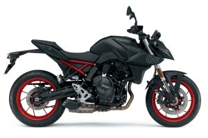 GSX800RQM5_4UX_right.jpg