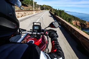 000165058Shooting_Suzuki_FR_VSTROM800RE.jpg