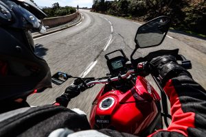 000165060Shooting_Suzuki_FR_VSTROM800RE.jpg