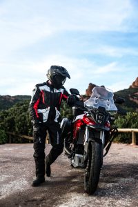 000165157Shooting_Suzuki_FR_VSTROM800SE-Photo--William-Joly.jpg