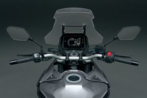 800RE_M5_Cockpit_QEB.jpg