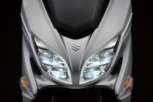 AN400AM2_LED_headlights.jpg