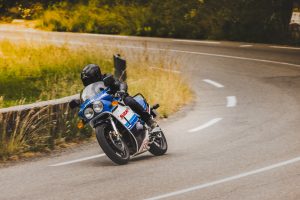 GSX-R-750-ACTION-5.jpg