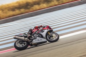 GSX-R1000--1126