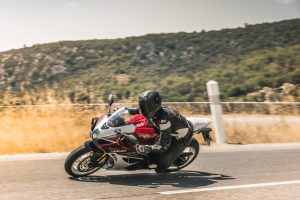 GSX-R1000-8074.jpg