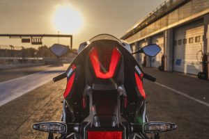 GSX-R1000-8833.jpg