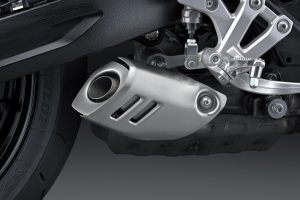 GSX800TRQM6_Muffler.jpg