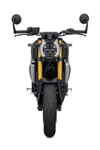GSX800TRQM6_QVP_Front.jpg