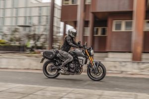 Suzuki-800TT-T-1181.jpg
