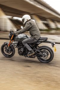 Suzuki-800TT-T-1787.jpg