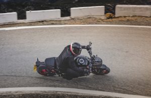 Suzuki-800TT-T-2779.jpg