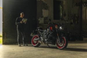 Suzuki-800TT-T-3776-1.jpg