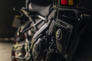 Suzuki-800TT-T-3830