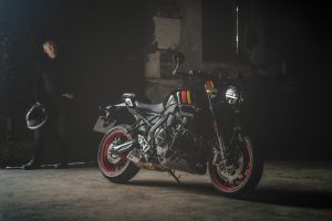 Suzuki-800TT-T-3992-1.jpg