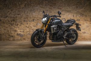 Suzuki-800TT-T-4054.jpg