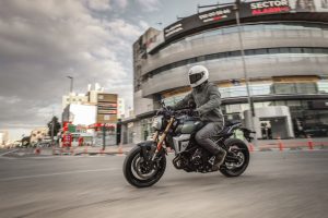 Suzuki-800TT-T-4213.jpg