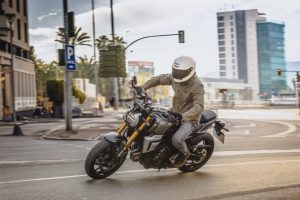Suzuki-800TT-T-5691.jpg
