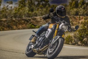 Suzuki-800TT-T-6108.jpg