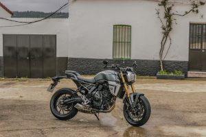 Suzuki-800TT-T-6598.jpg