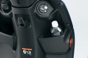 Address_125_M6_DrinkHolder