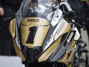 Suzuki 8R and GSX-R750 take national titles