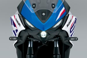 SV650GXRQM7_Head_light_3.jpg