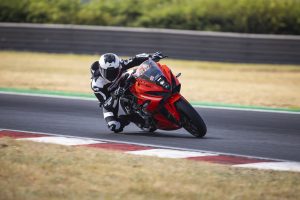 Suzuki_8R_Snetterton_JamieMorris_R3JM8962.jpg