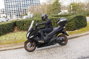 Burgman_400_CP_Action_3