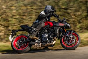 GSX-8S_A1A7181_MTCM.jpg