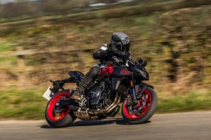 GSX-8S_A1A7232_MTCM.jpg