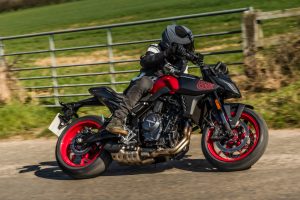 GSX-8S_A1A7399_MTCM.jpg