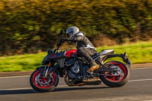 GSX-8S_A1A8103_MTCM.jpg