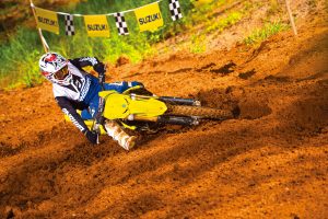RM-Z250_M6_Action_1